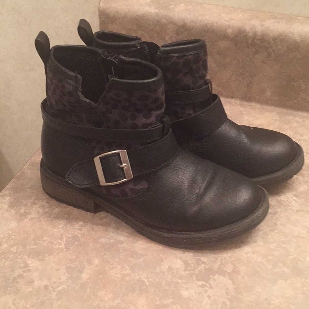 Black Boots